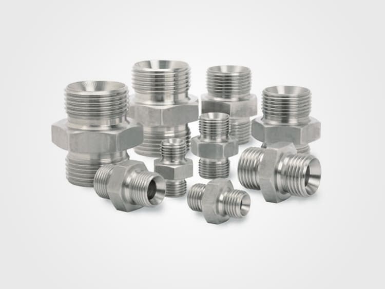 Adaptadores em aço carbono
